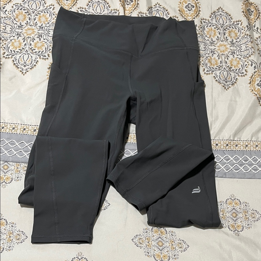 Fabletics Dark Gray Leggings - Sz Large